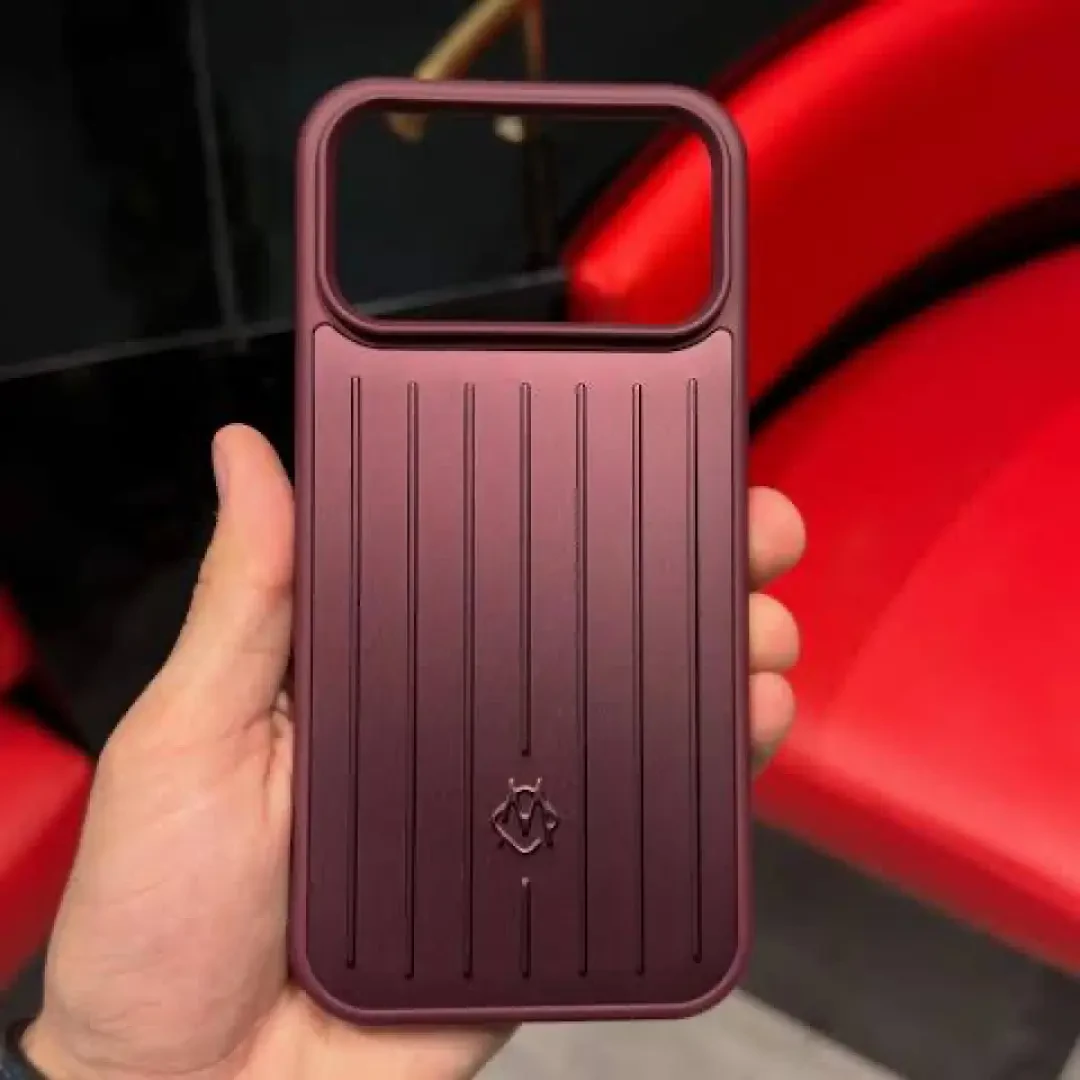 case iPhone 17/18 Pro Max Rimowa Burgundy