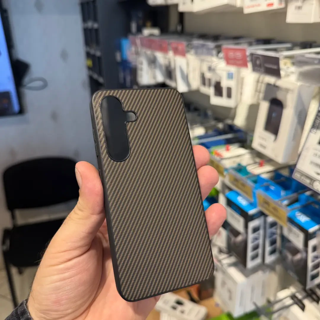 case s24 carbon